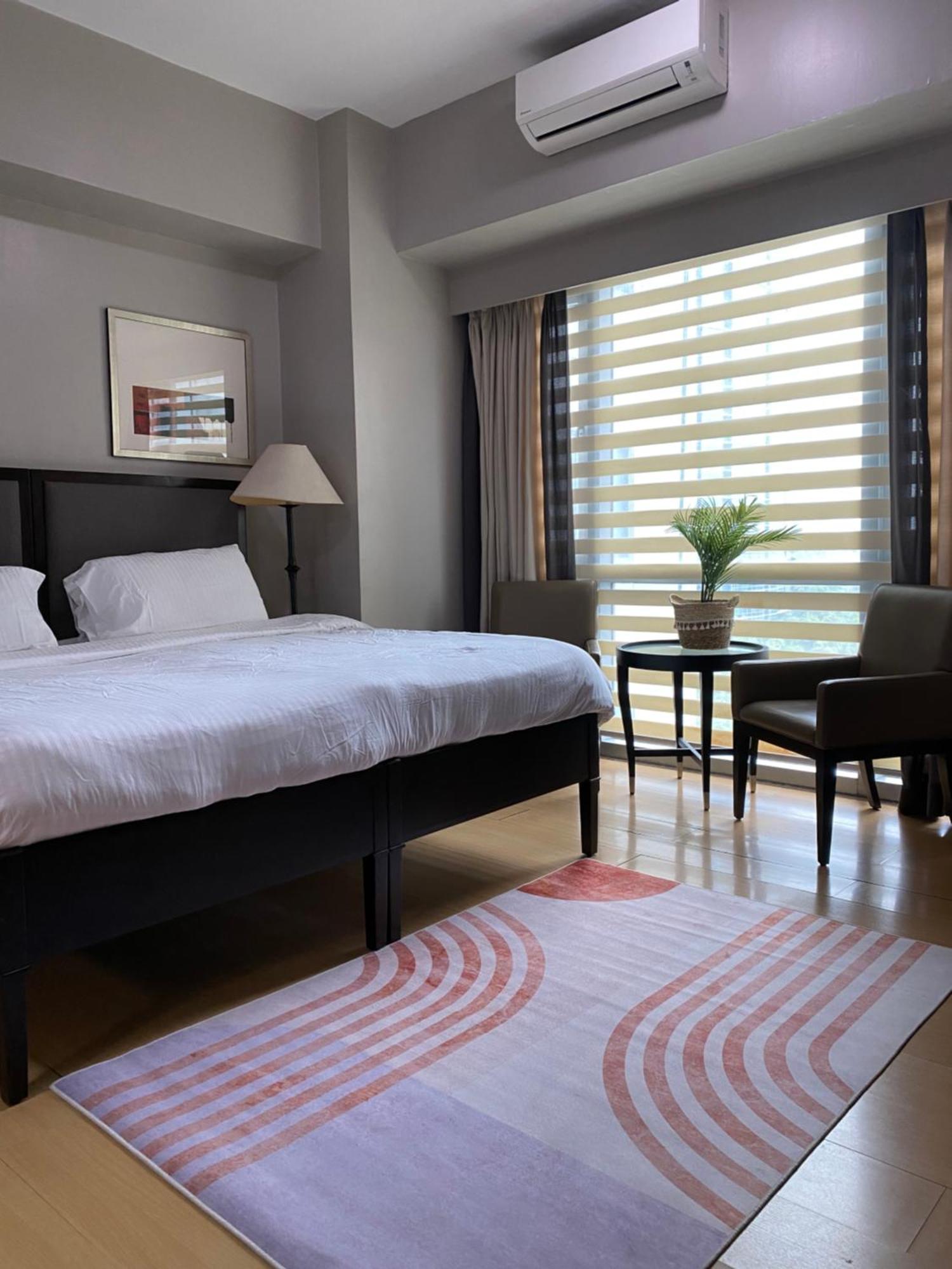 Avant At The Fort By Urban Realty มะนิลา ภายนอก รูปภาพ